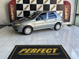 FIAT - PALIO - 2005/2005 - Cinza - R$ 24.900,00