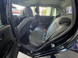 VOLKSWAGEN - FOX - 2011/2011 - Prata - R$ 37.900,00