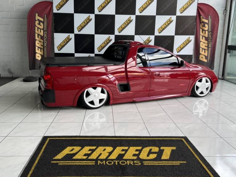 CHEVROLET - MONTANA - 2006/2006 - Vermelha - R$ 39.900,00