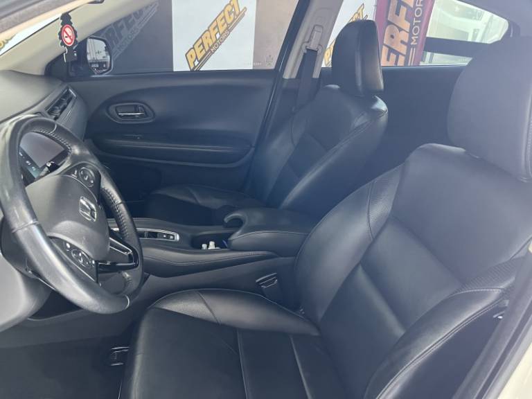 HONDA - HR-V - 2017/2017 - Branca - R$ 94.900,00
