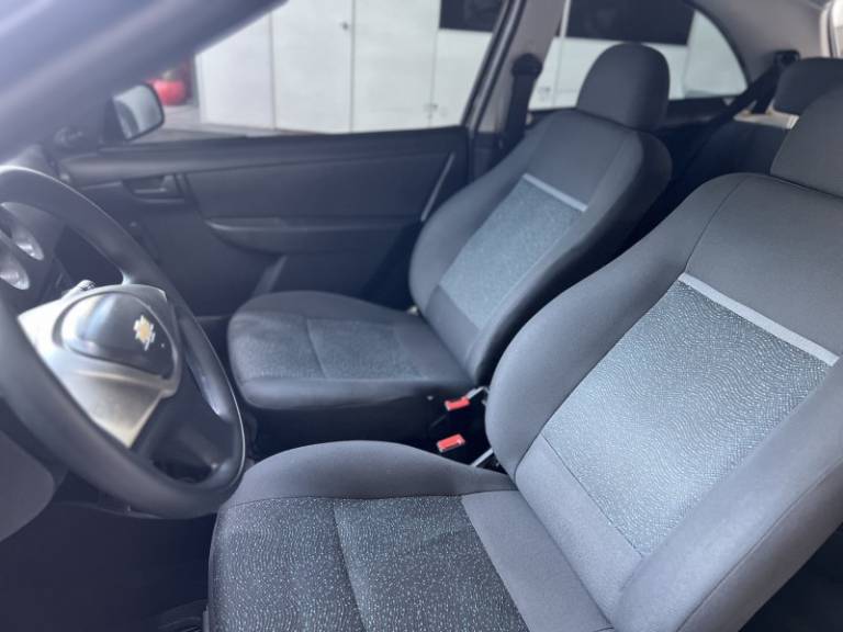 CHEVROLET - CELTA - 2012/2012 - Preta - R$ 21.900,00