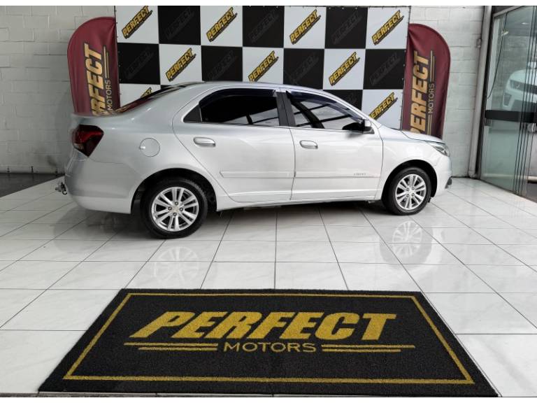 CHEVROLET - COBALT - 2019/2019 - Prata - R$ 57.900,00