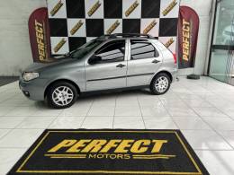 FIAT - PALIO - 2005/2005 - Cinza - R$ 24.900,00