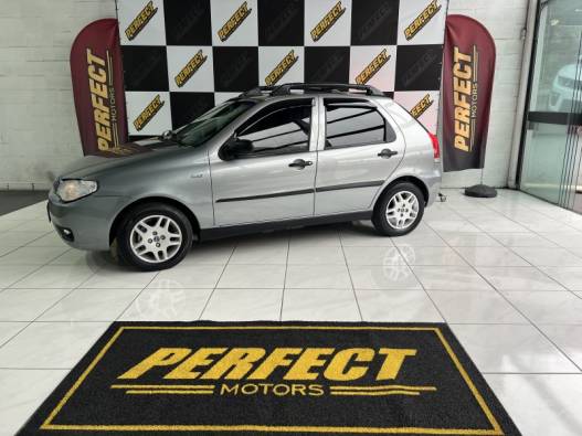 FIAT - PALIO - 2005/2005 - Cinza - R$ 24.900,00
