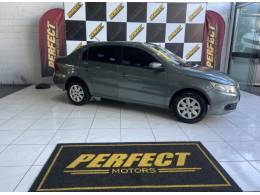 VOLKSWAGEN - VOYAGE - 2013/2013 - Dourada - R$ 34.900,00