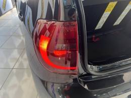 VOLKSWAGEN - FOX - 2011/2011 - Prata - R$ 37.900,00