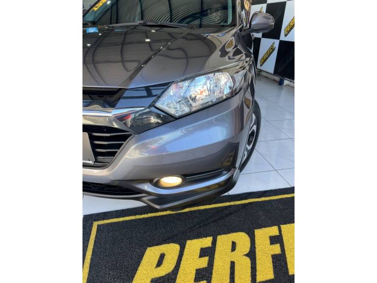 HONDA - HR-V - 2016/2016 - Cinza - R$ 85.900,00