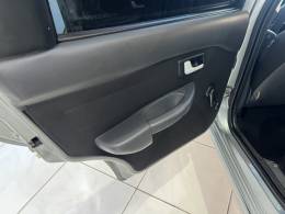 FIAT - PALIO - 2005/2005 - Cinza - R$ 24.900,00