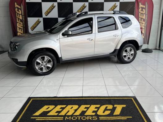 RENAULT - DUSTER - 2018/2018 - Prata - R$ 71.900,00