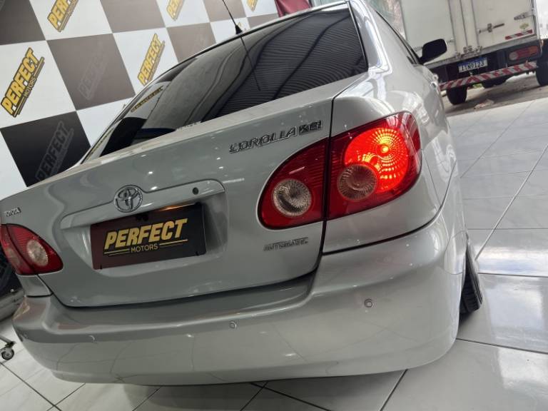 TOYOTA - COROLLA - 2008/2008 - Prata - R$ 45.900,00