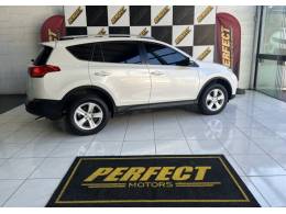 TOYOTA - RAV4 - 2014/2014 - Branca - R$ 86.900,00