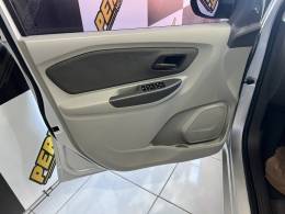 CHEVROLET - SPIN - 2013/2013 - Prata - R$ 44.900,00