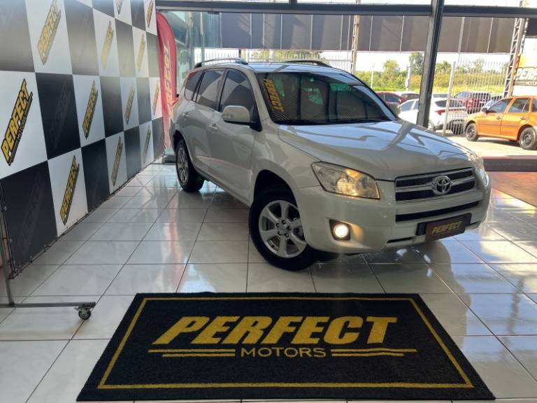 TOYOTA - RAV4 - 2011/2011 - Branca - R$ 62.900,00