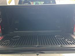 VOLKSWAGEN - AMAROK - 2020/2020 - Preta - R$ 168.900,00
