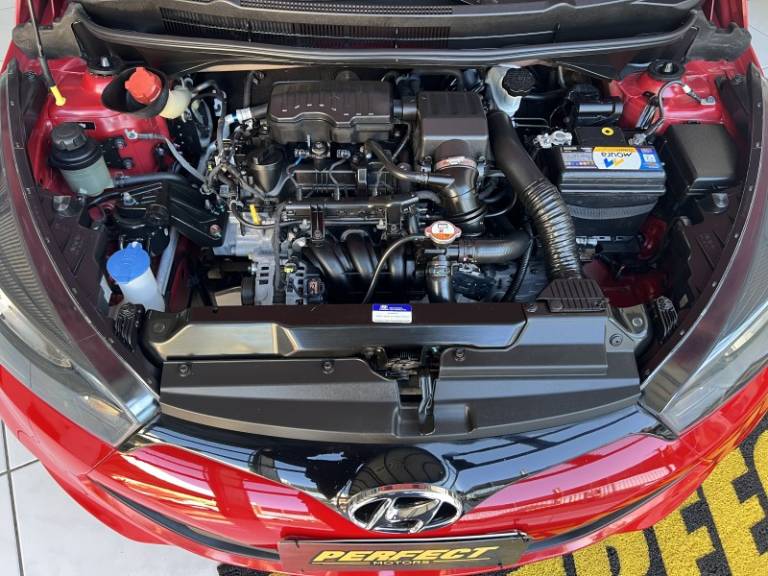 HYUNDAI - HB20 - 2014/2014 - Vermelha - R$ 42.900,00