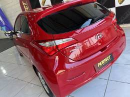 HYUNDAI - HB20 - 2014/2014 - Vermelha - R$ 42.900,00