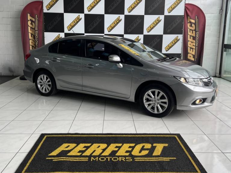 HONDA - CIVIC - 2012/2012 - Cinza - R$ 65.900,00