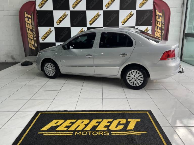 VOLKSWAGEN - VOYAGE - 2009/2009 - Preta - R$ 29.900,00