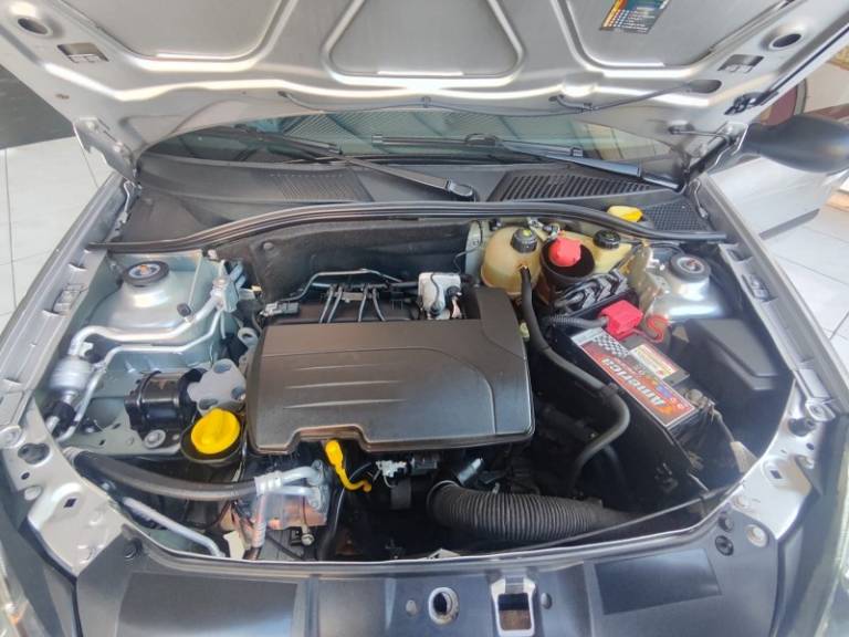 RENAULT - CLIO - 2010/2010 - Prata - R$ 24.900,00