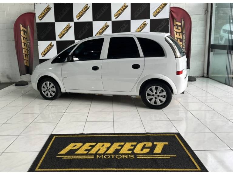 CHEVROLET - MERIVA - 2010/2010 - Branca - R$ 29.900,00