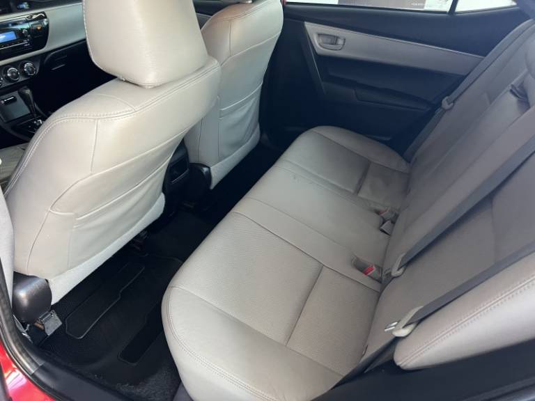 TOYOTA - COROLLA - 2016/2016 - Vermelha - R$ 79.900,00