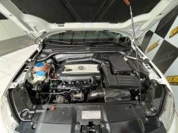 VOLKSWAGEN - JETTA - 2012/2012 - Branca - R$ 67.900,00