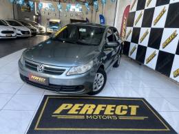 VOLKSWAGEN - VOYAGE - 2013/2013 - Dourada - R$ 34.900,00