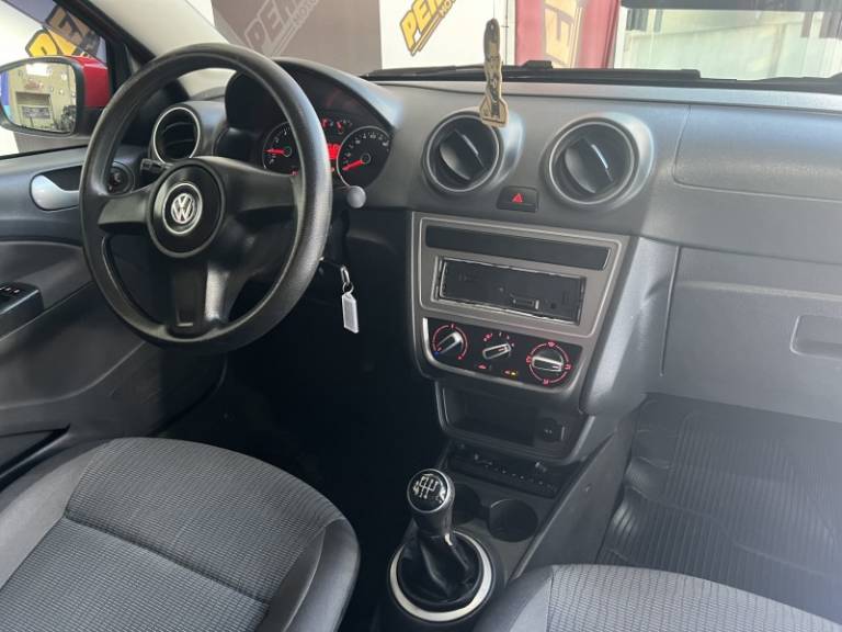 VOLKSWAGEN - SAVEIRO - 2014/2014 - Vermelha - R$ 46.900,00