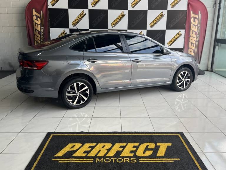 VOLKSWAGEN - VIRTUS - 2021/2021 - Cinza - R$ 86.900,00