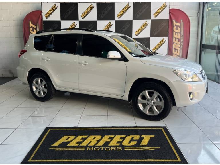 TOYOTA - RAV4 - 2011/2011 - Branca - R$ 62.900,00