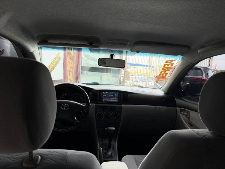 TOYOTA - COROLLA - 2004/2004 - Prata - R$ 38.900,00
