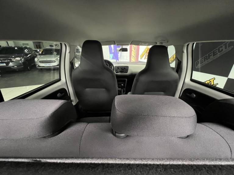 VOLKSWAGEN - UP - 2017/2017 - Branca - R$ 55.900,00