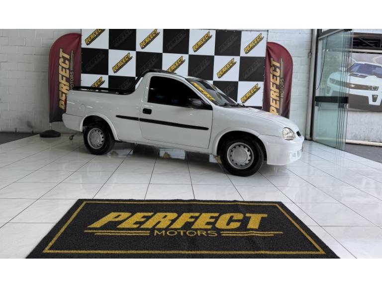 CHEVROLET - CORSA - 2003/2003 - Branca - R$ 30.900,00