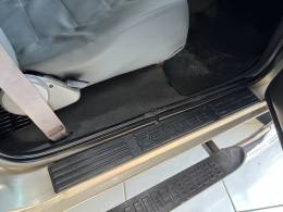 FORD - RANGER - 2003/2003 - Dourada - R$ 49.900,00