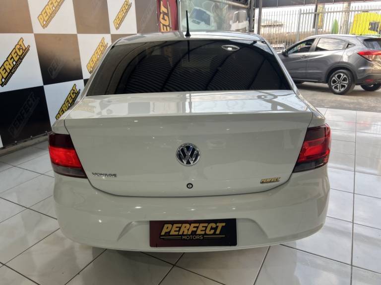 VOLKSWAGEN - VOYAGE - 2012/2012 - Branca - R$ 33.900,00