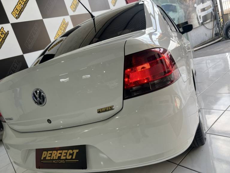VOLKSWAGEN - VOYAGE - 2012/2012 - Branca - R$ 33.900,00