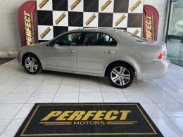 FORD - FUSION - 2008/2008 - Prata - R$ 35.900,00