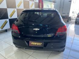 CHEVROLET - ONIX - 2013/2013 - Preta - R$ 37.900,00