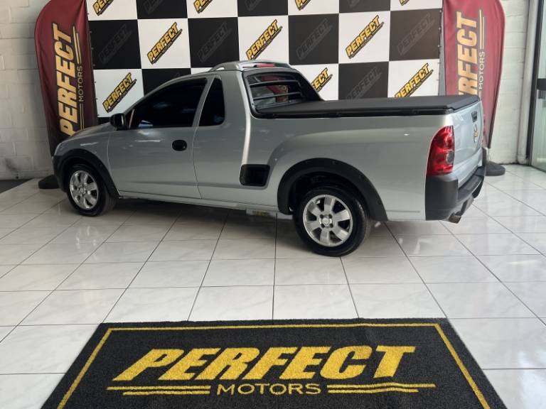CHEVROLET - MONTANA - 2009/2009 - Prata - R$ 38.900,00