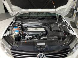 VOLKSWAGEN - JETTA - 2012/2012 - Branca - R$ 67.900,00