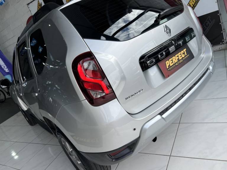 RENAULT - DUSTER - 2018/2018 - Prata - R$ 71.900,00