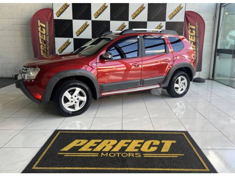 RENAULT - DUSTER - 2015/2015 - Vermelha - R$ 56.900,00