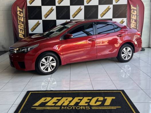 TOYOTA - COROLLA - 2016/2016 - Vermelha - R$ 79.900,00