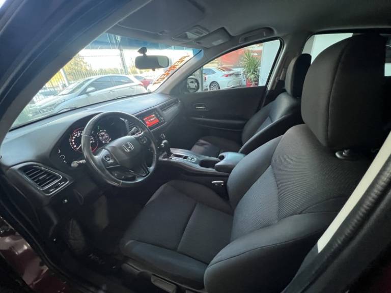 HONDA - HR-V - 2016/2016 - Vinho - R$ 85.900,00