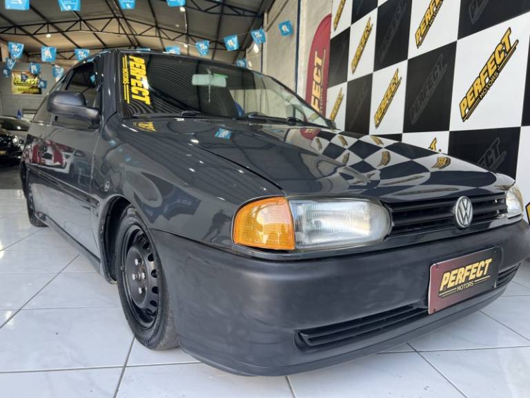 VOLKSWAGEN - GOL - 2003/2003 - Cinza - R$ 15.900,00