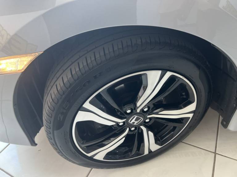 HONDA - CIVIC - 2017/2017 - Cinza - R$ 106.900,00