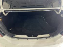 VOLKSWAGEN - VOYAGE - 2012/2012 - Branca - R$ 33.900,00
