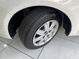 VOLKSWAGEN - VOYAGE - 2012/2012 - Branca - R$ 33.900,00