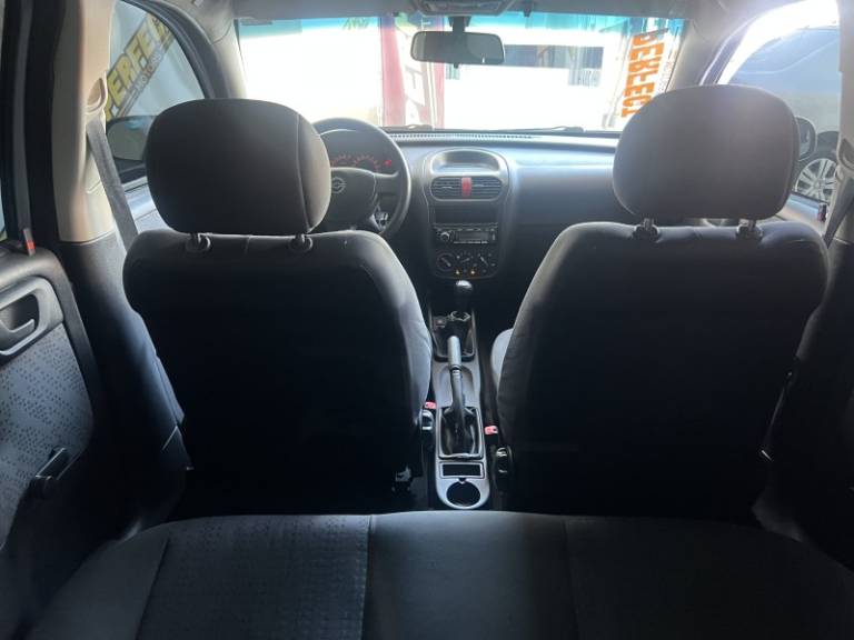 CHEVROLET - CORSA - 2012/2012 - Prata - R$ 34.900,00