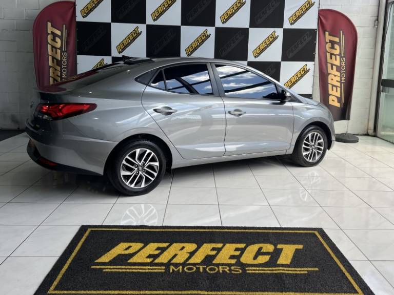 HYUNDAI - HB20S - 2020/2020 - Cinza - R$ 74.900,00